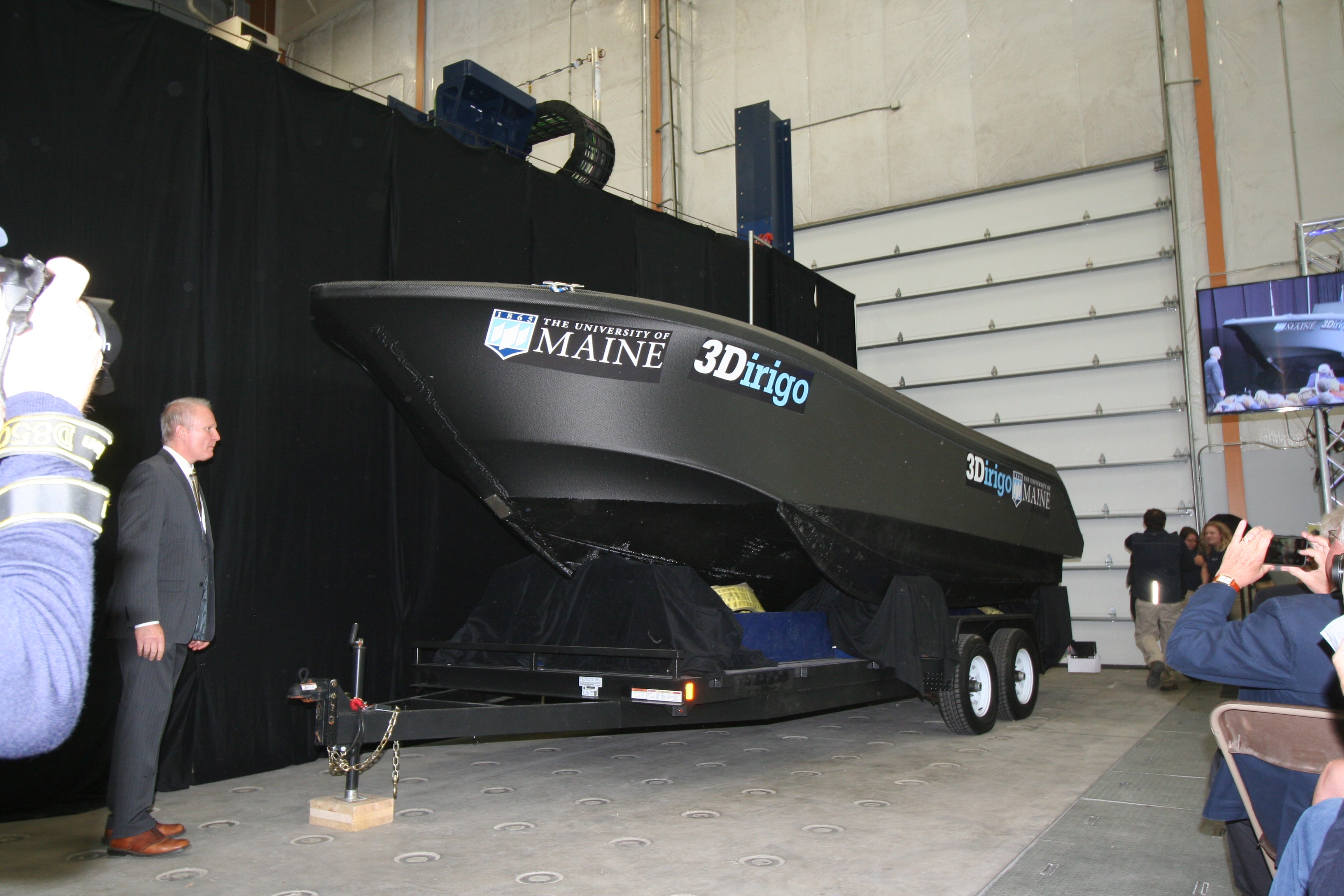 umaine-unveils-world-s-largest-3d-printer-mainebiz-biz