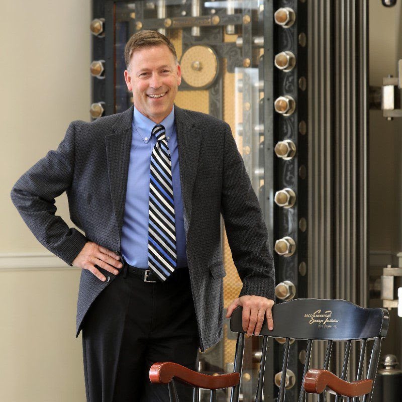 New president of Maine's oldest bank is longtime lending leader