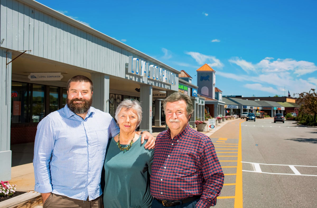 Functional family Topsham Fair Mall is a who’s who of Maineowned