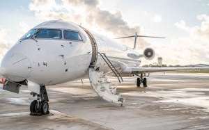 regional jet with boarding gate down