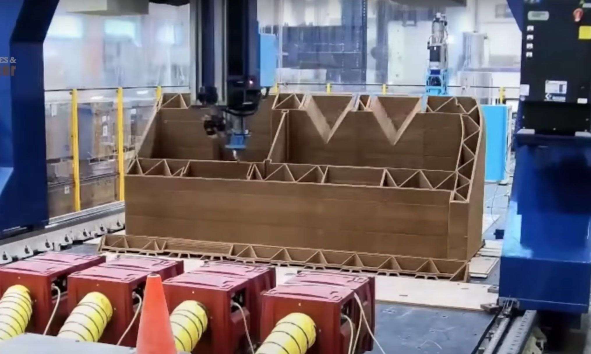 structure being printed