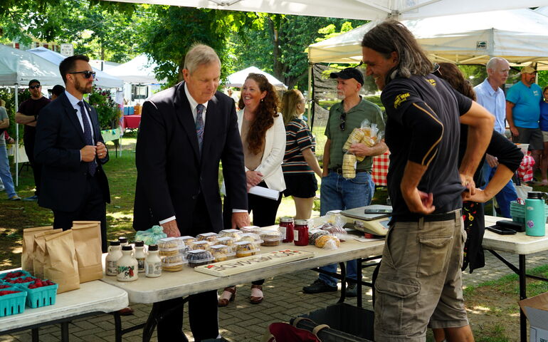 U.S. Agriculture Secretary Tom Vilsack at the Brunswick Farmers' Market 